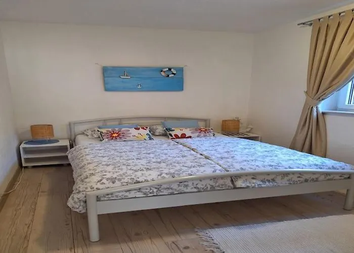 Mediterranean House - Two Bedroom With Terrace Appartamento